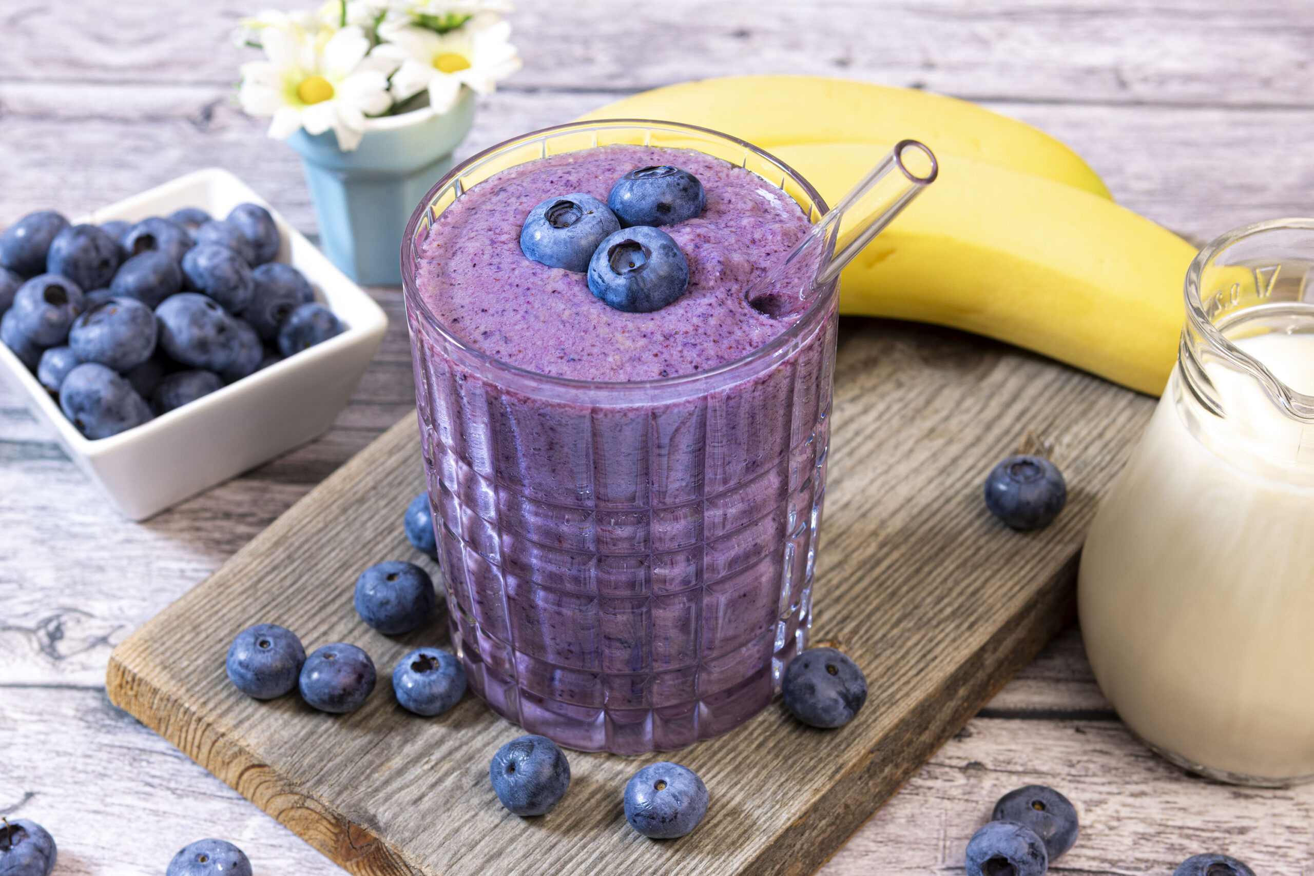 Blaubeer-Shake, EDEKA Appel Rezept, Quelle: Fotoagentur Herzberg